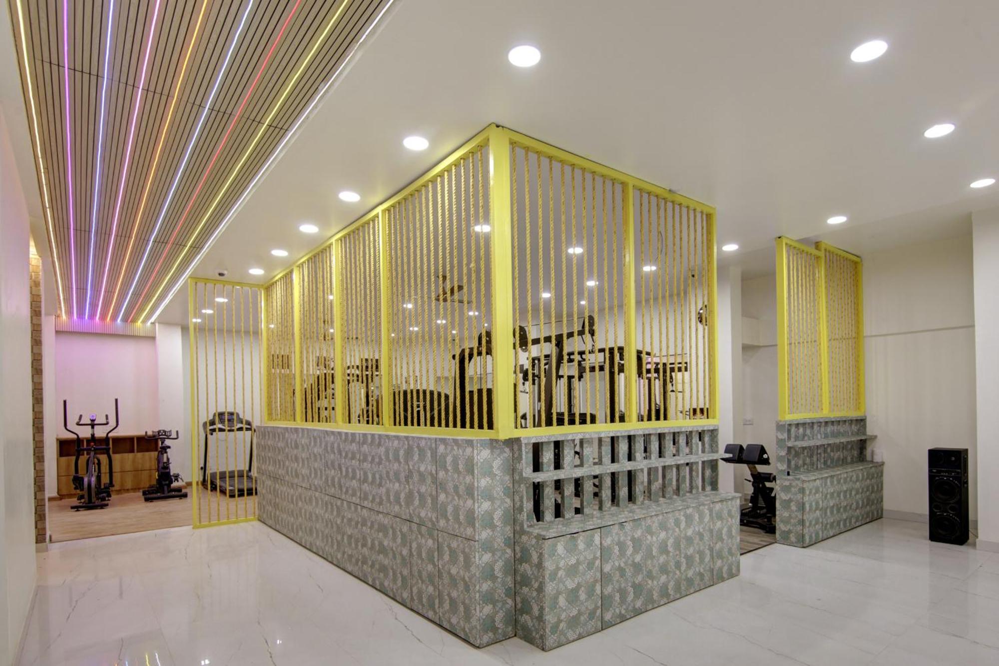 Anandam Club House Aparthotel Gurgaon Exterior foto