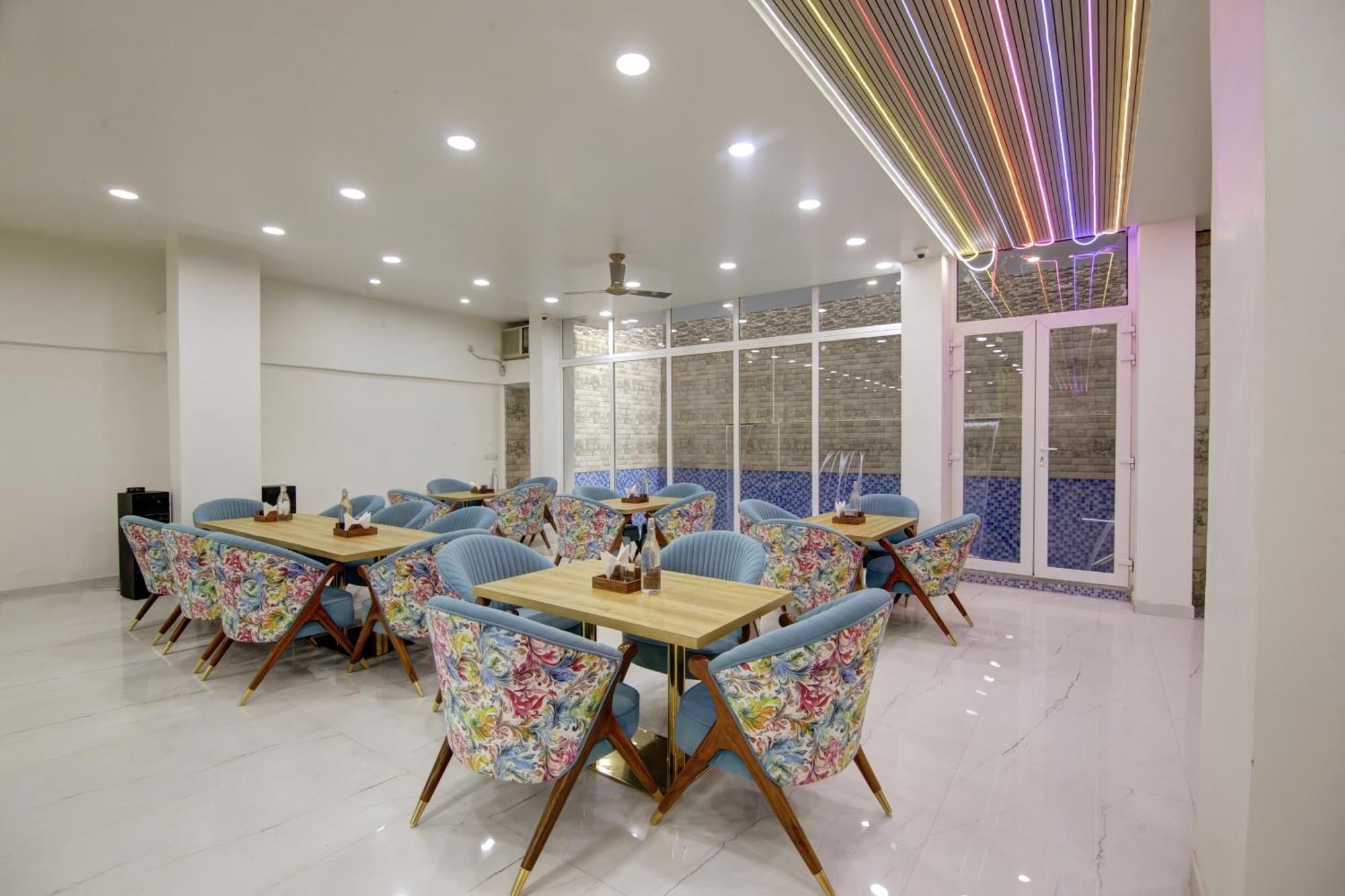 Anandam Club House Aparthotel Gurgaon Exterior foto