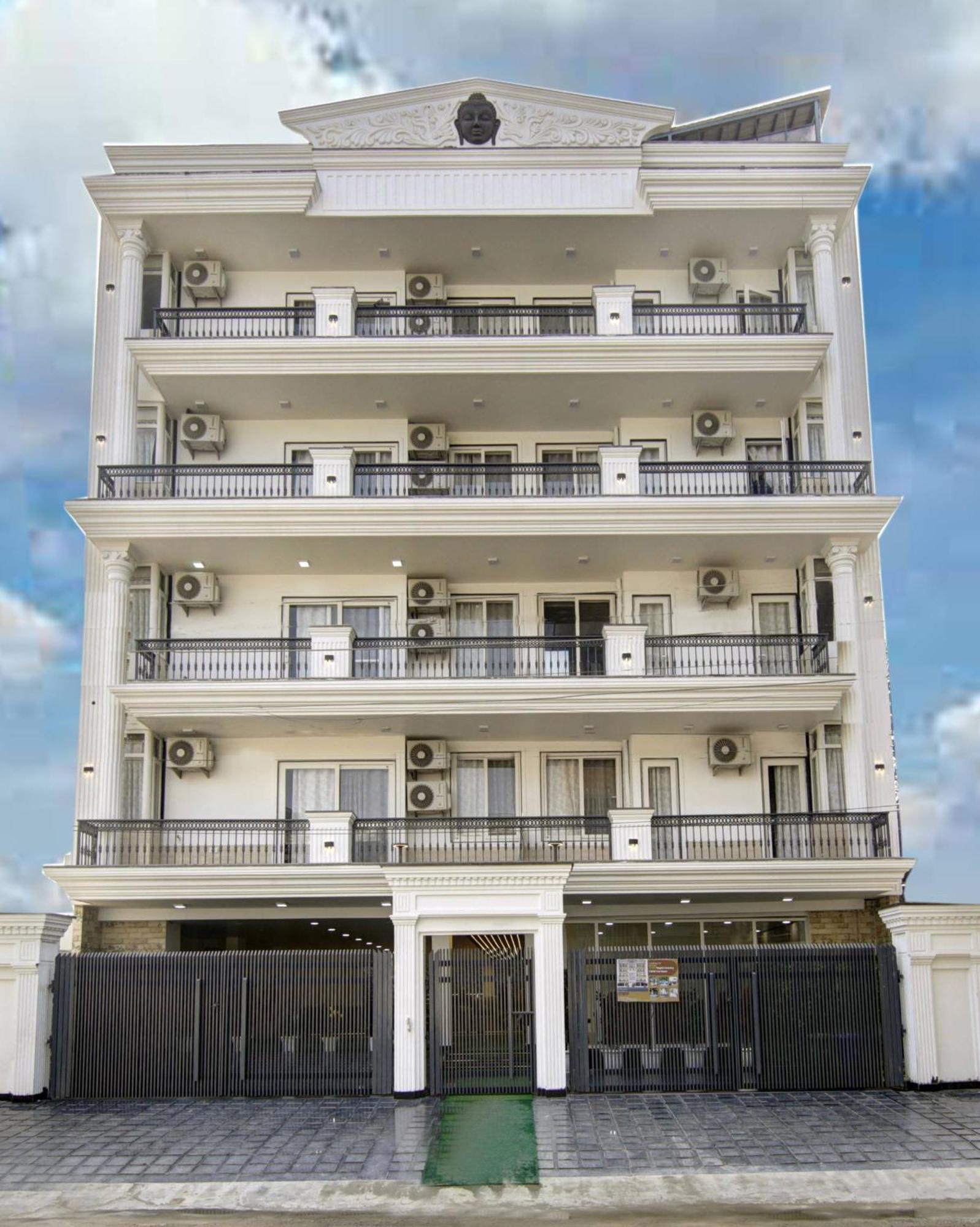 Anandam Club House Aparthotel Gurgaon Exterior foto